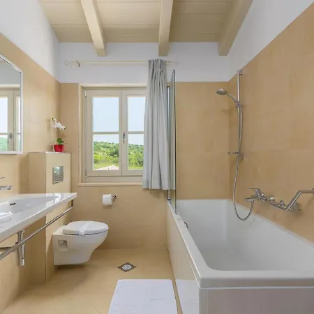 Gorgeous In With Sauna Dom wakacyjny Krnica