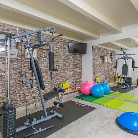Holiday home Beautiful In With Sauna Krnica